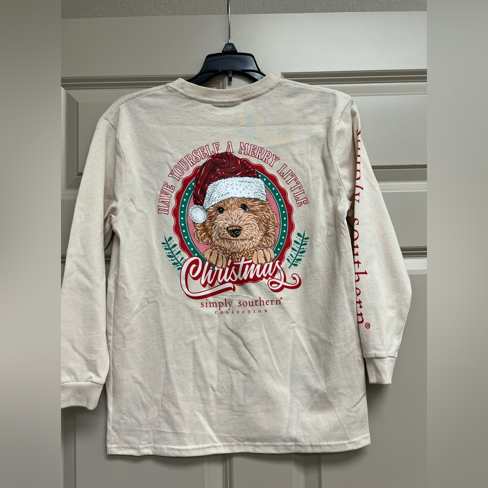 NWT Size Youth Medium Simply Southern Santa Doodle long sleeve cream tshirt.